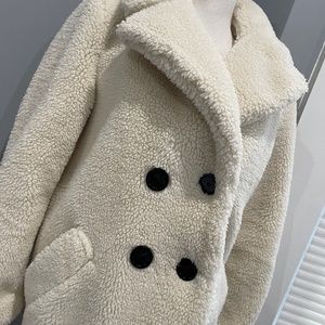 ZARA FAUX FUR COAT  Sise EUR s - USA s -MEX 26 $120 Excellent condition